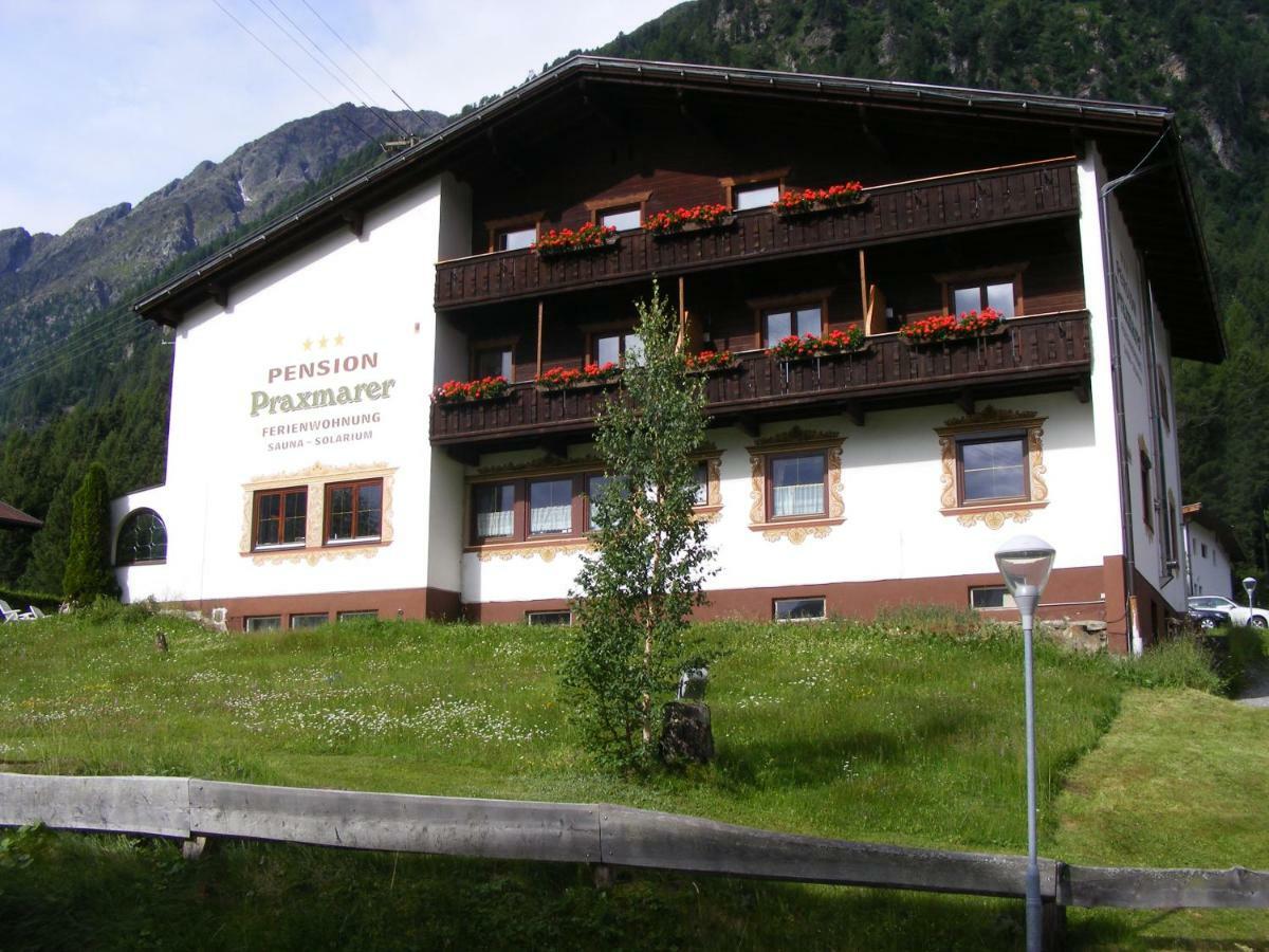 Pension Praxmarer Sankt Sigmund im Sellrain Luaran gambar