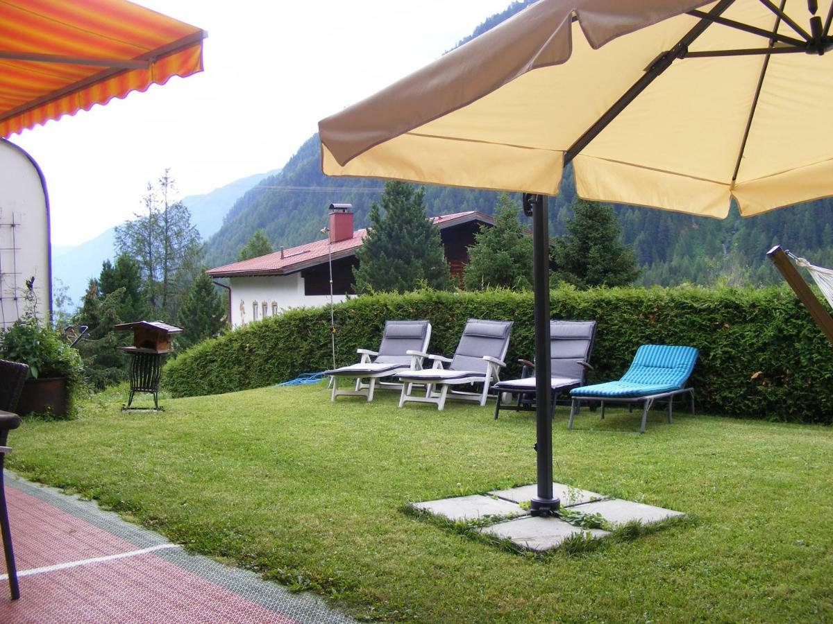 Pension Praxmarer Sankt Sigmund im Sellrain Luaran gambar